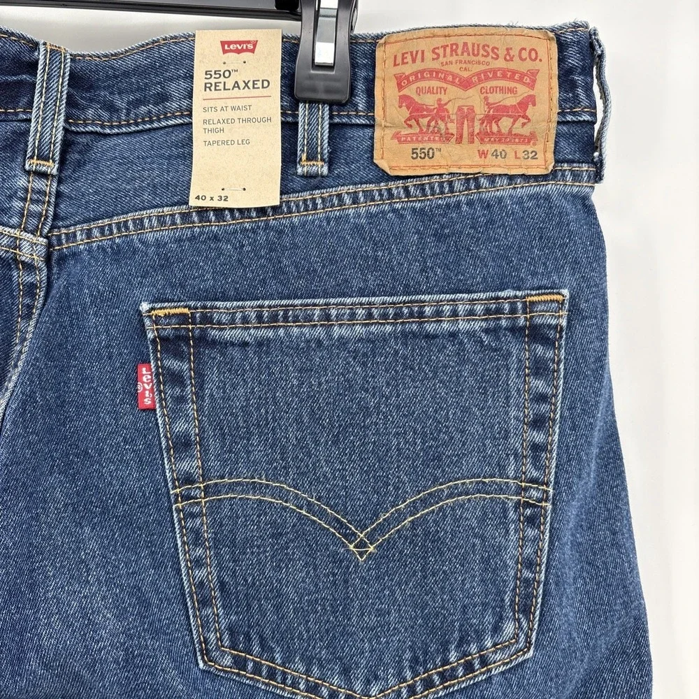 NEW Levis 550 Jeans Mens 40x32 Medium Wash Denim Relaxed Tapered Blue